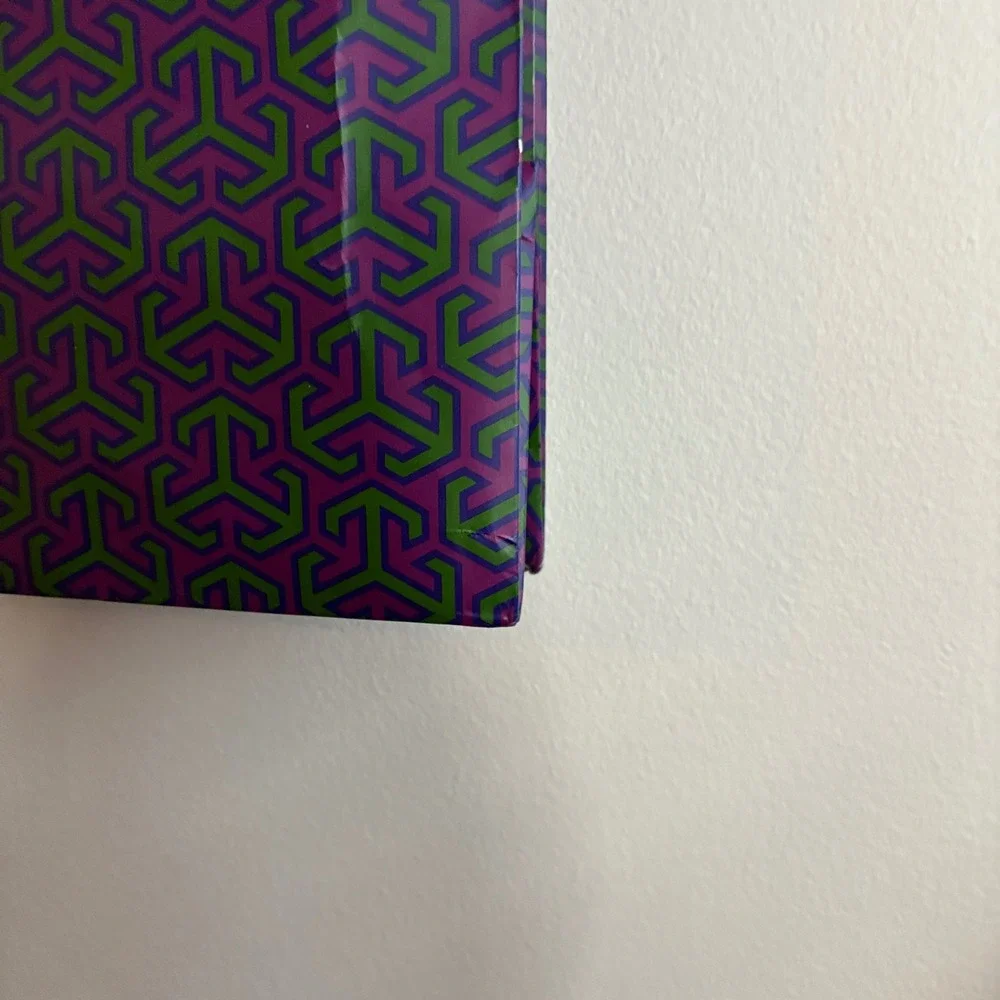 Tory Burch print includes